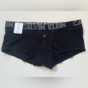 Calvin Klein Boyshort woman’s medium
